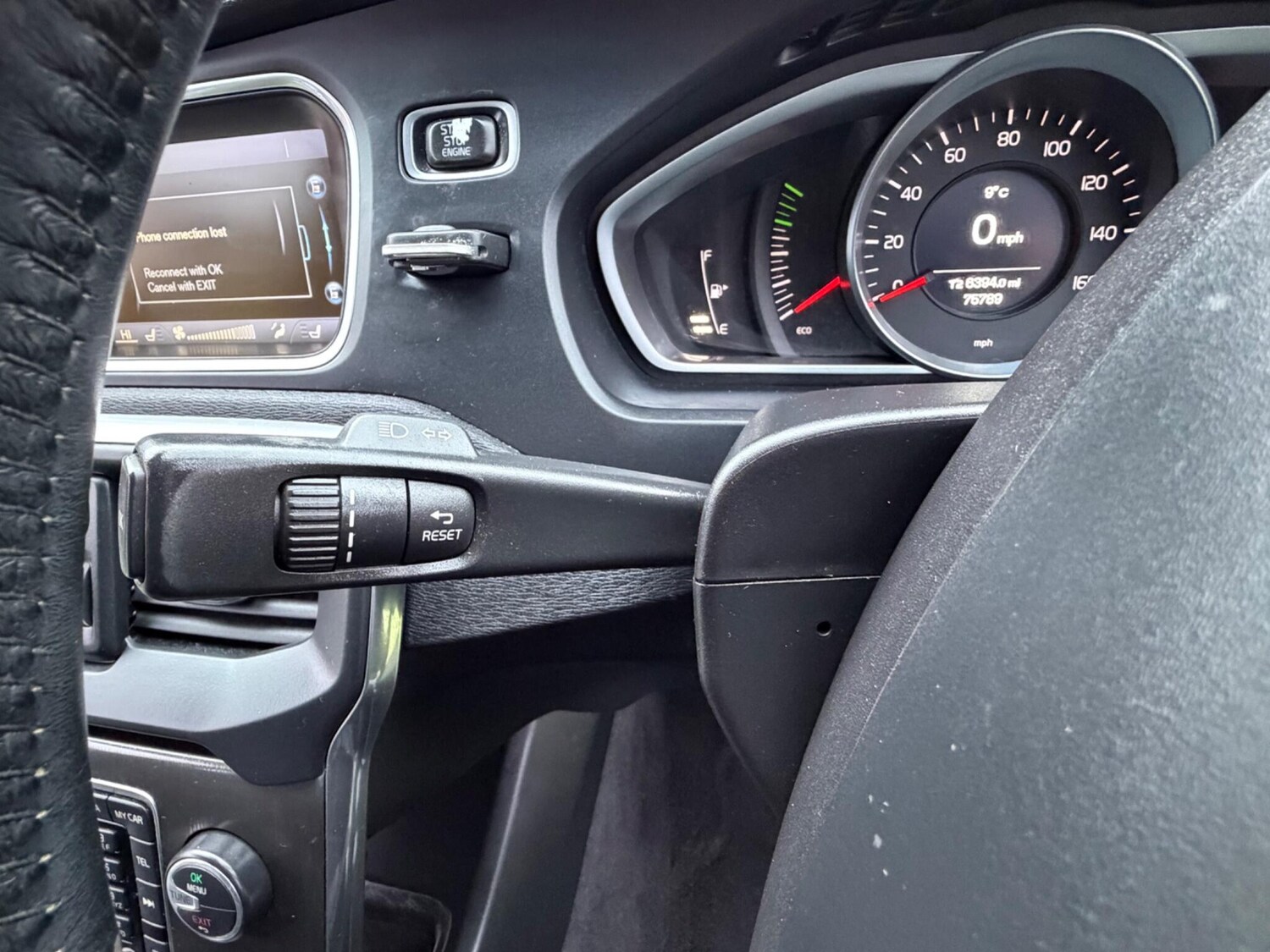 Used Volvo V40 2014 for sale - 77479485: Photo 24