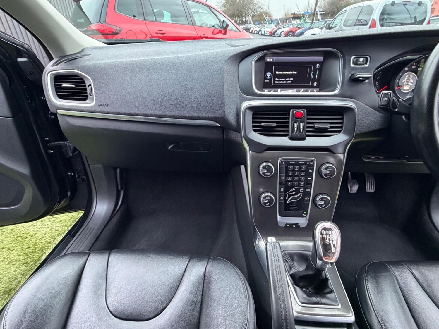 Used Volvo V40 2014 for sale - 77479485: Photo 36