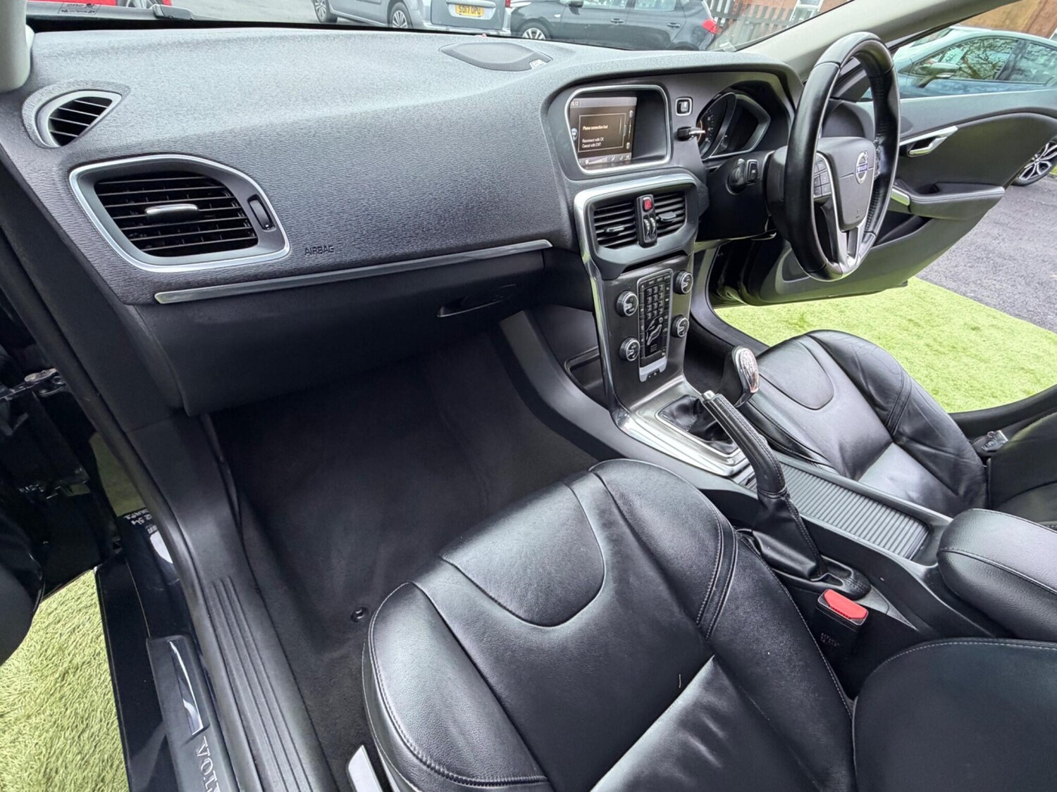 Used Volvo V40 2014 for sale - 77479485: Photo 38