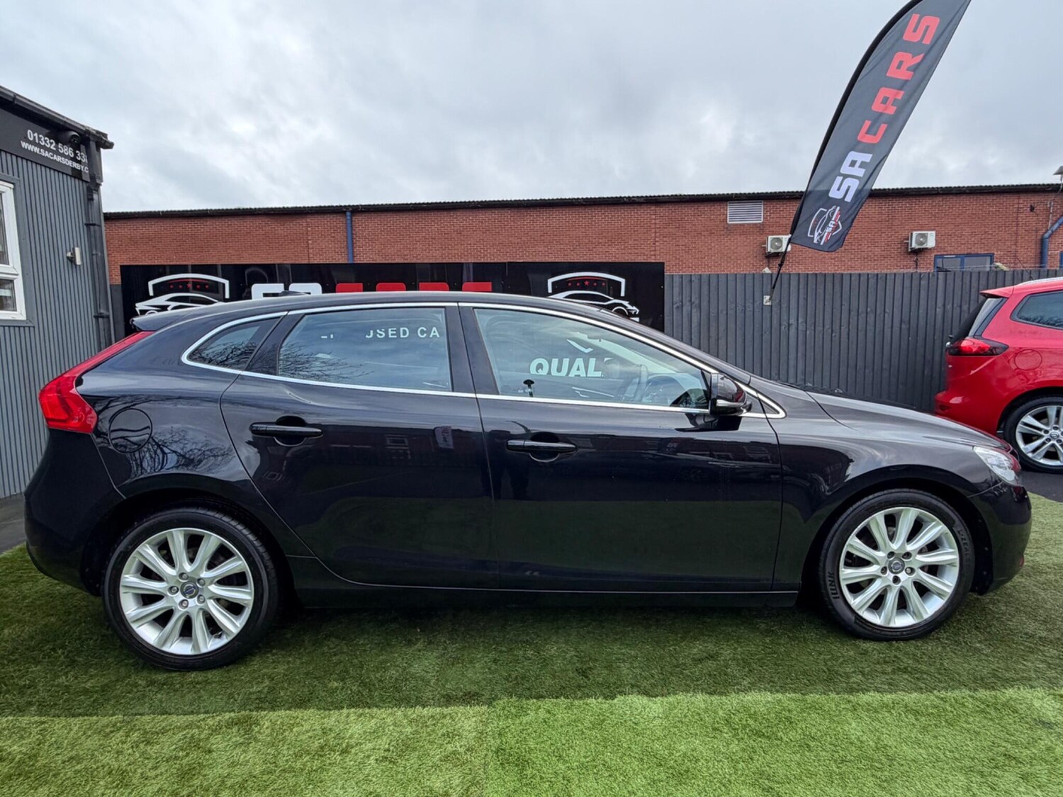 Used Volvo V40 2014 for sale - 77479485: Photo 7