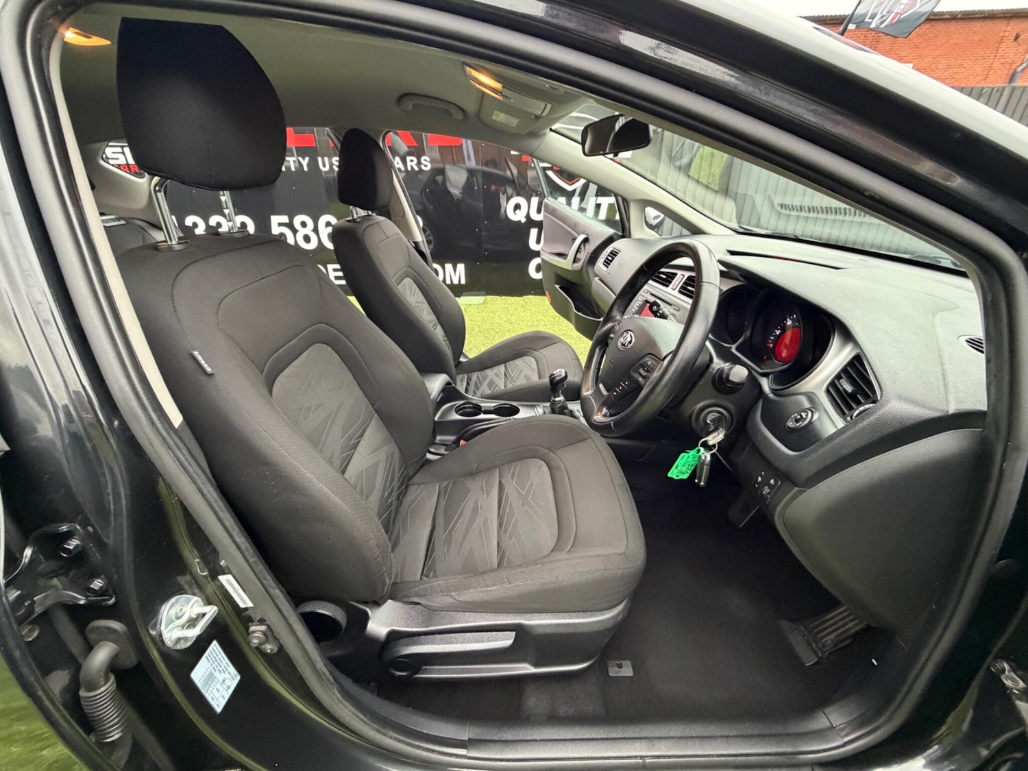 Used Kia Ceed 2014 for sale - 77305053: Photo 29