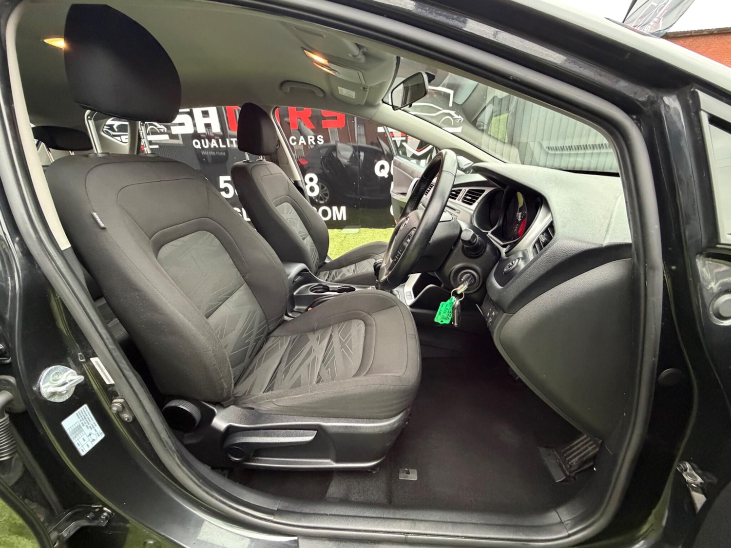 Used Kia Ceed 2014 for sale - 77305053: Photo 30