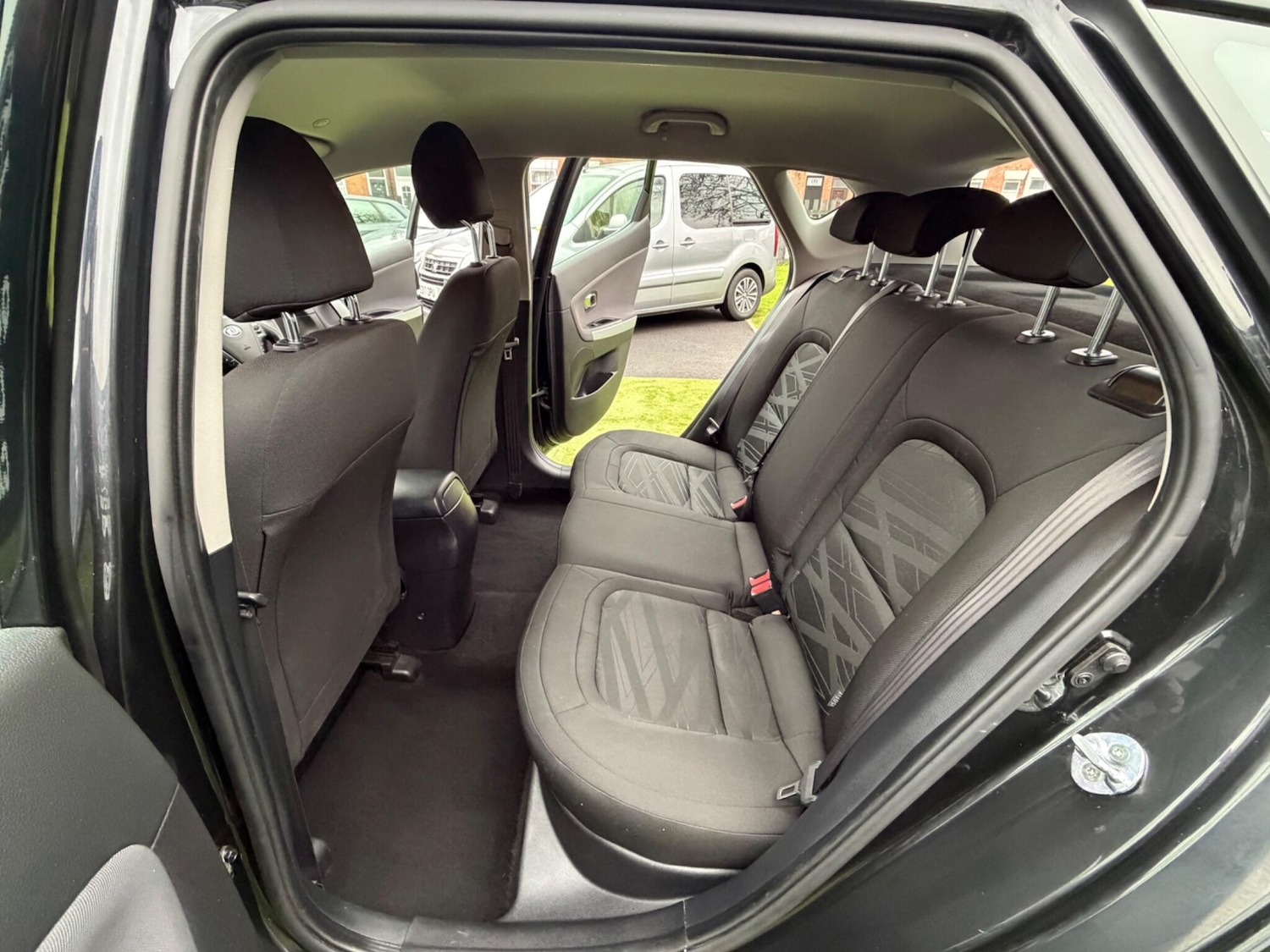 Used Kia Ceed 2014 for sale - 77305053: Photo 38