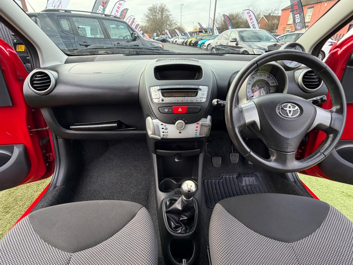 Used Toyota AYGO 2014 for sale - 77358990: Photo 3