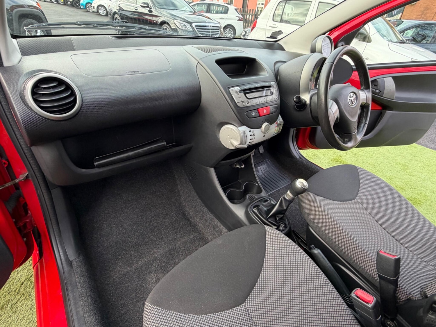 Used Toyota AYGO 2014 for sale - 77358990: Photo 34