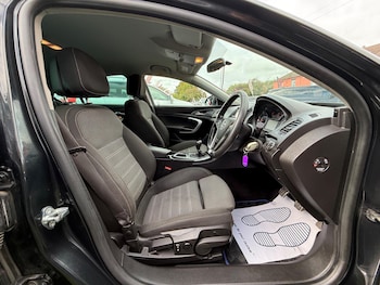 Used Vauxhall Insignia 2016 for sale - 75977270: Photo