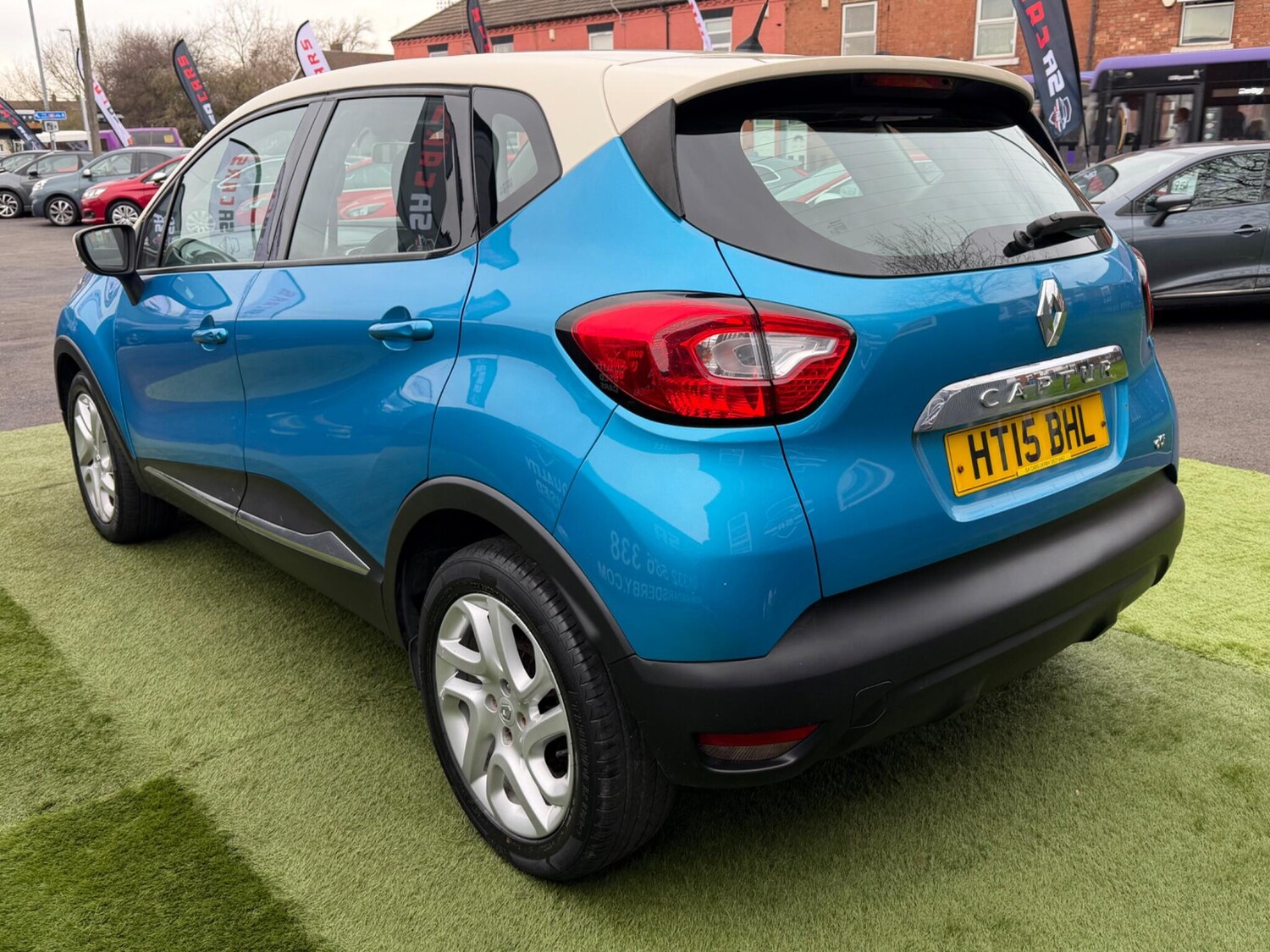 Used Renault Captur for sale - 77723361: Photo 14
