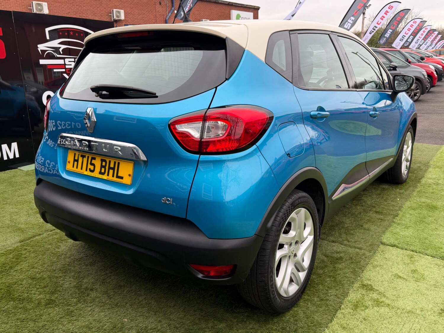 Used Renault Captur for sale - 77723361: Photo 15