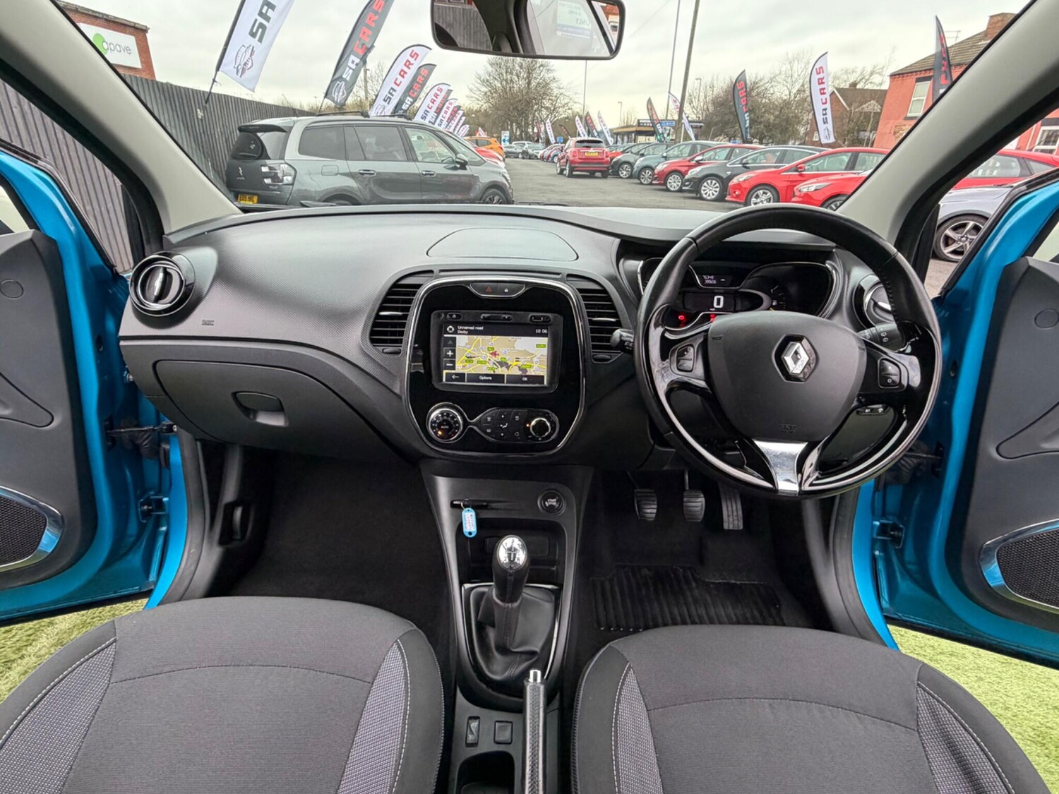 Used Renault Captur for sale - 77723361: Photo 37