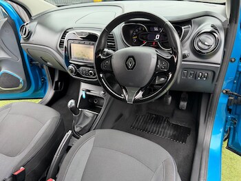 Used Renault Captur 2015 for sale - 77723361: Photo