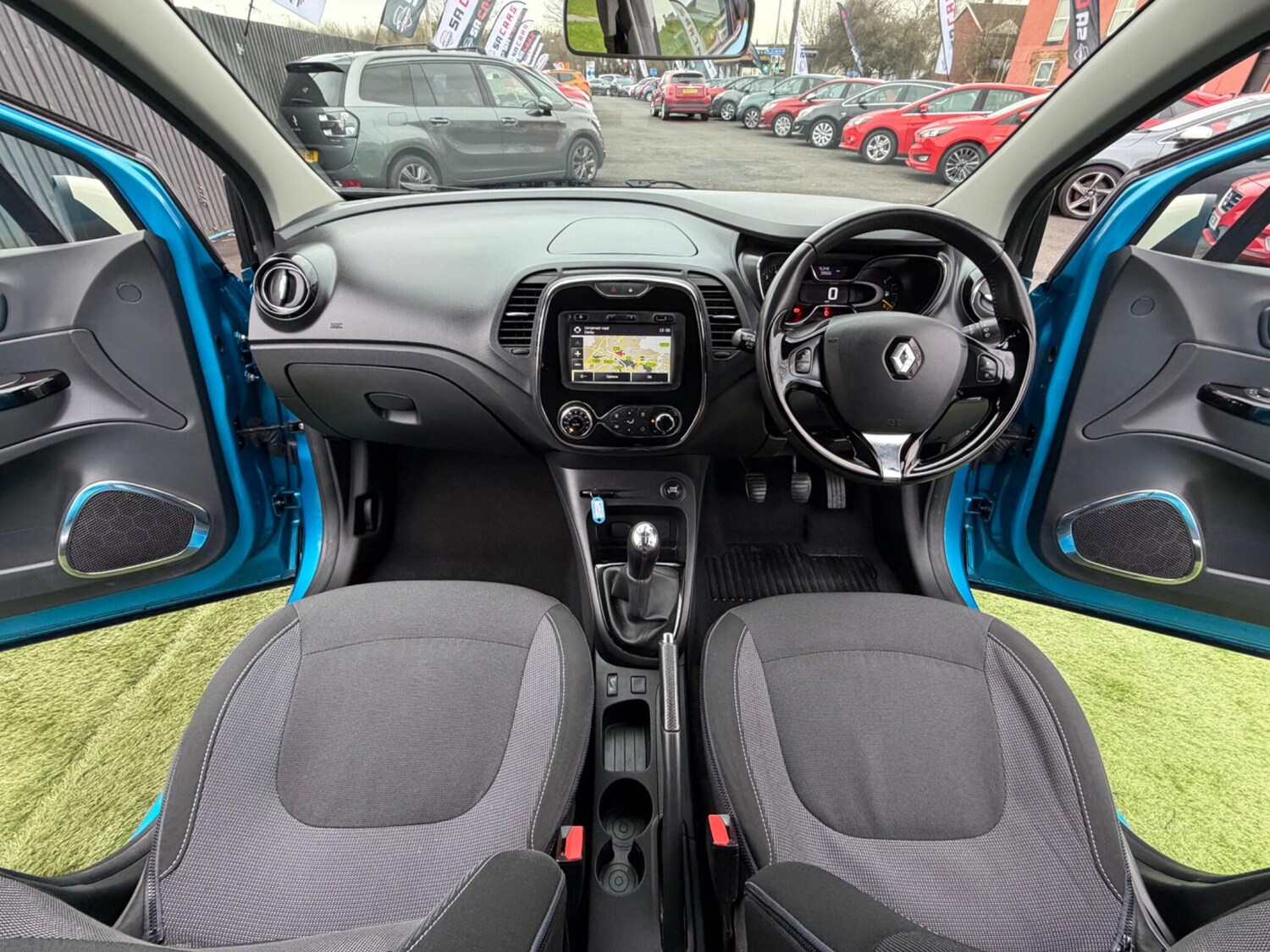 Used Renault Captur for sale - 77723361: Photo 40