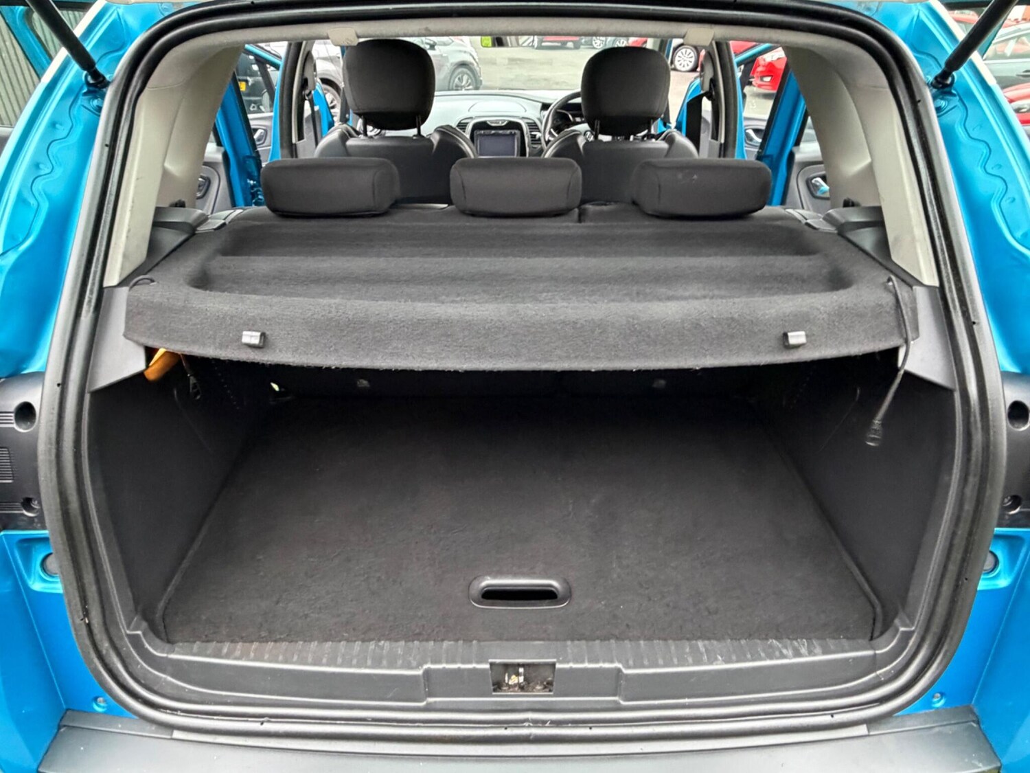 Used Renault Captur for sale - 77723361: Photo 44