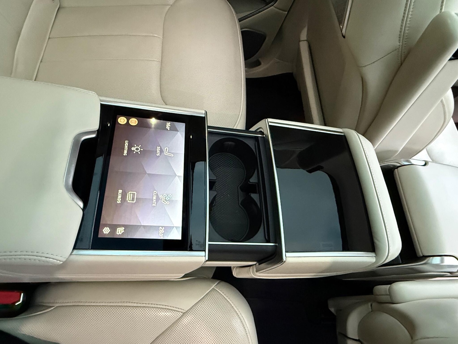 Used Land Rover Range Rover 2022 for sale - 76703616: Photo 52