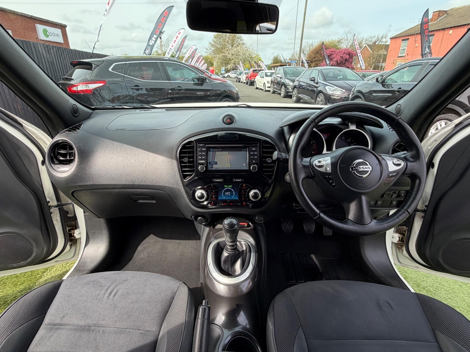 Used Nissan Juke 2017 for sale - 78220030: Photo 2