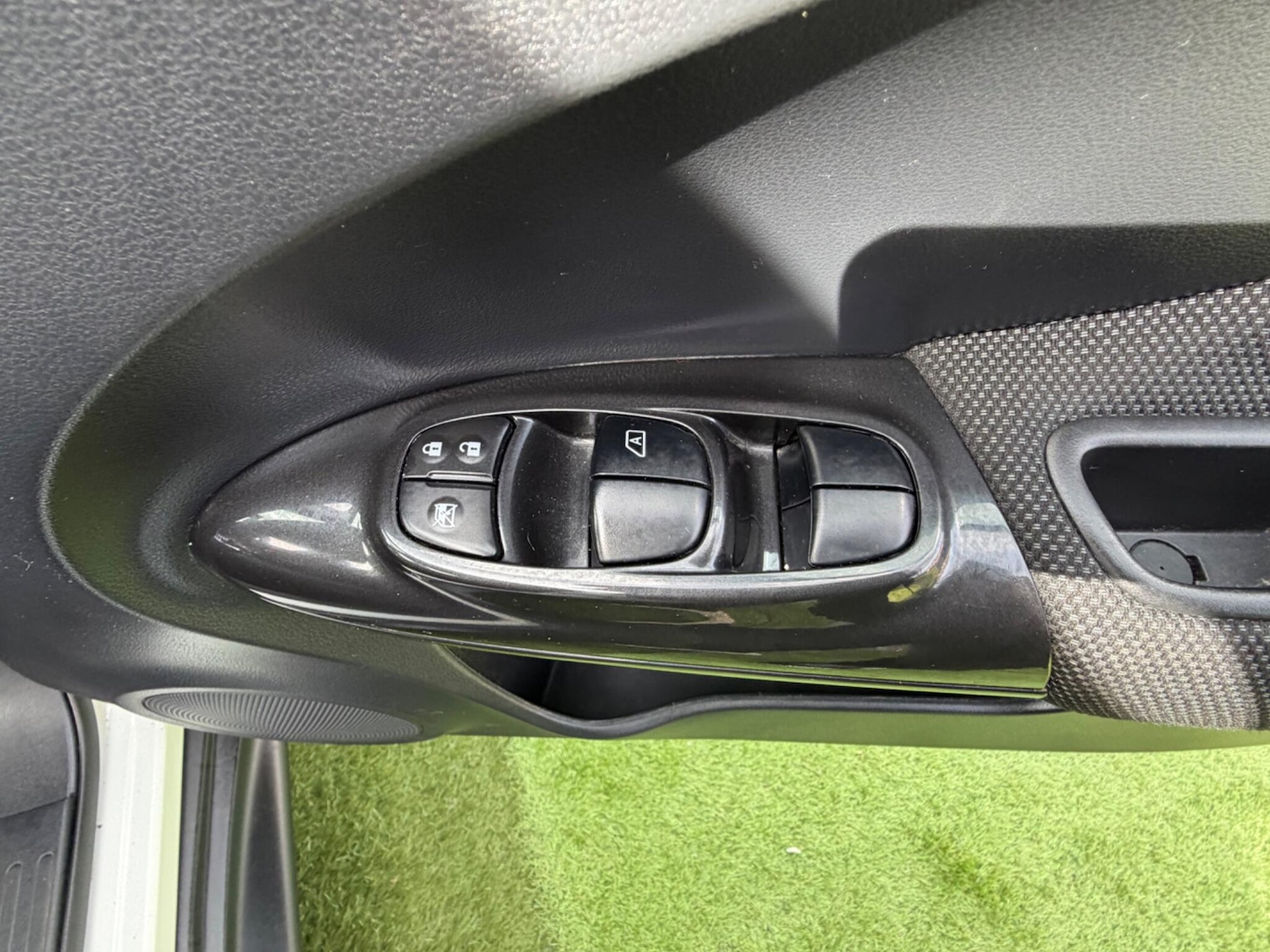 Used Nissan Juke 2017 for sale - 78220030: Photo 27