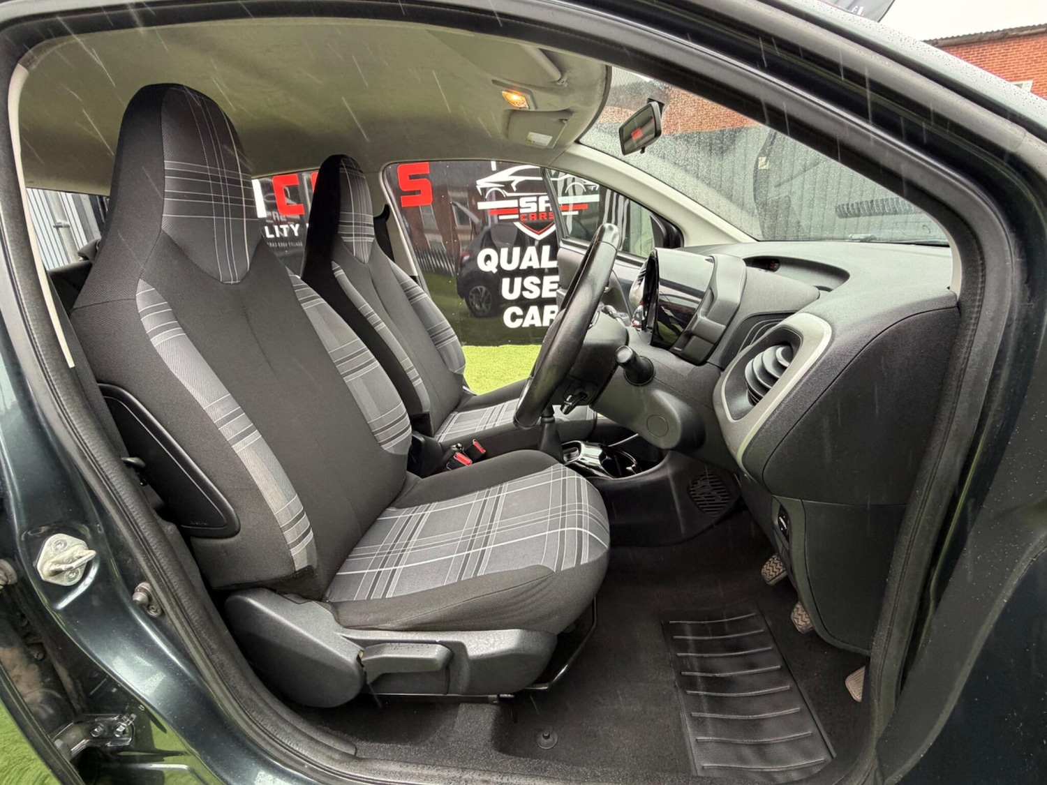 Used Peugeot 108 2017 for sale - 77559694: Photo 28