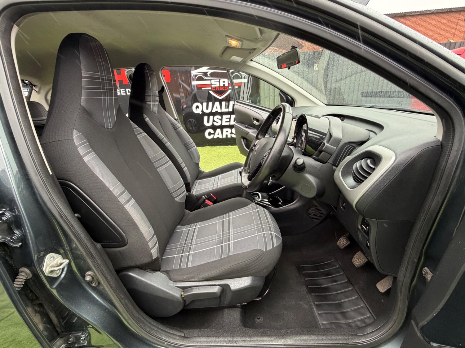 Used Peugeot 108 2017 for sale - 77559694: Photo 29