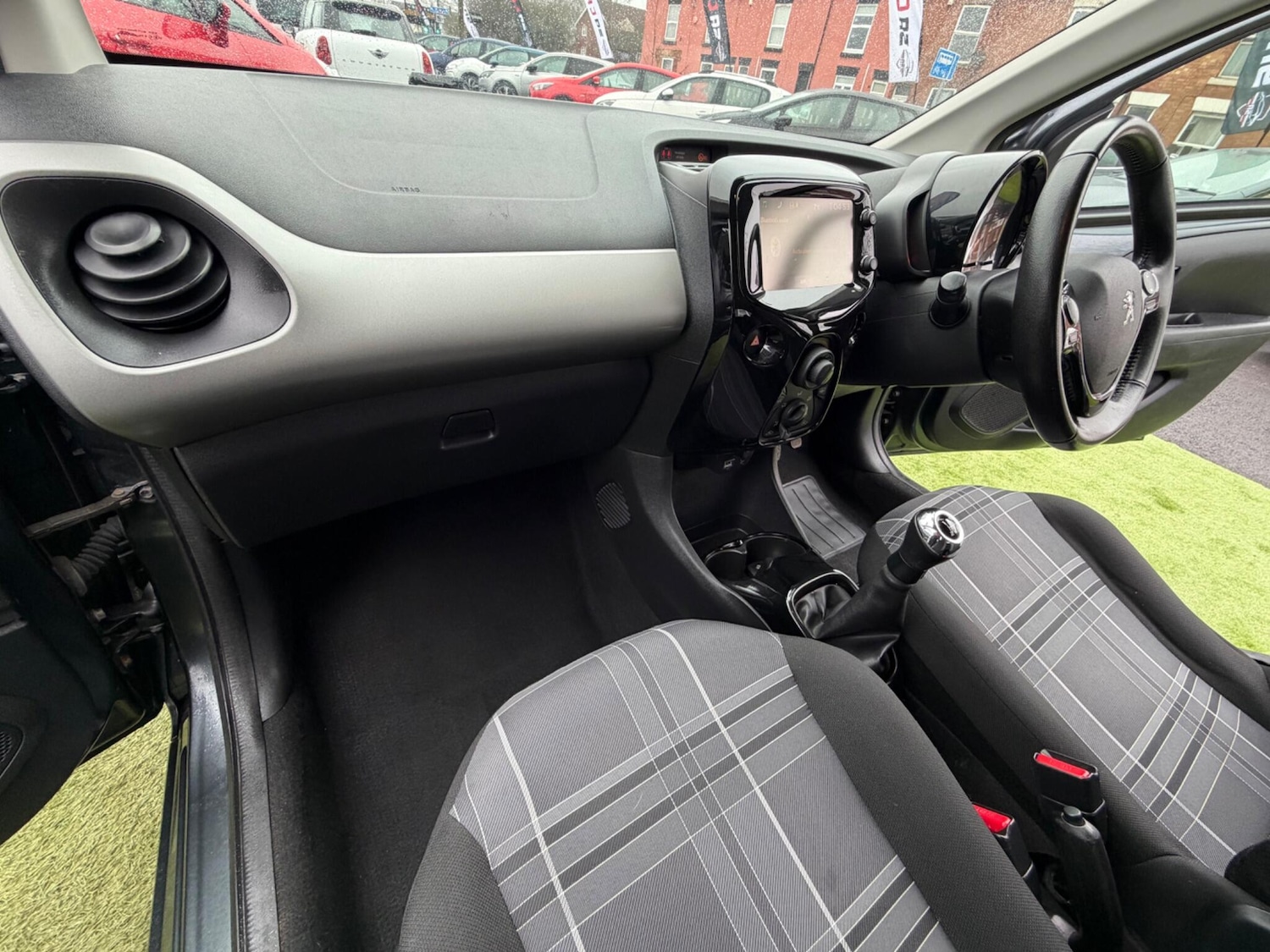 Used Peugeot 108 2017 for sale - 77559694: Photo 40