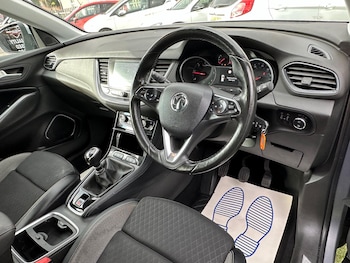 Used Vauxhall Grandland X 2018 for sale - 75696230: Photo