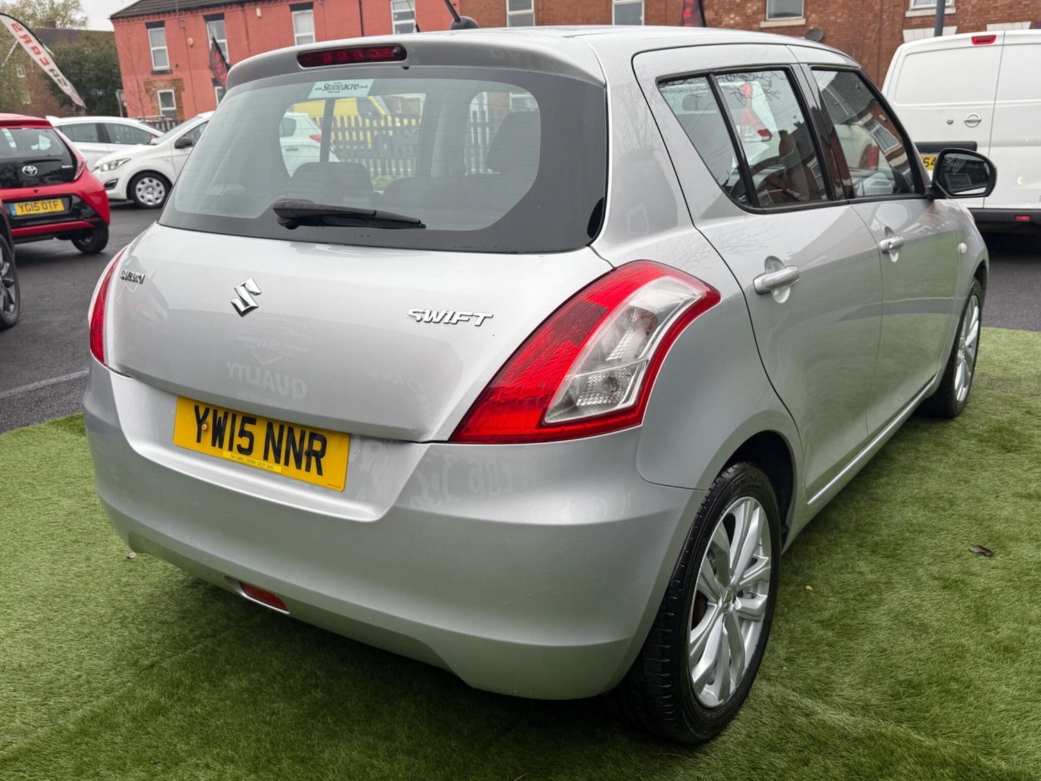 Used Suzuki Swift 2015 for sale - 76701613: Photo 16