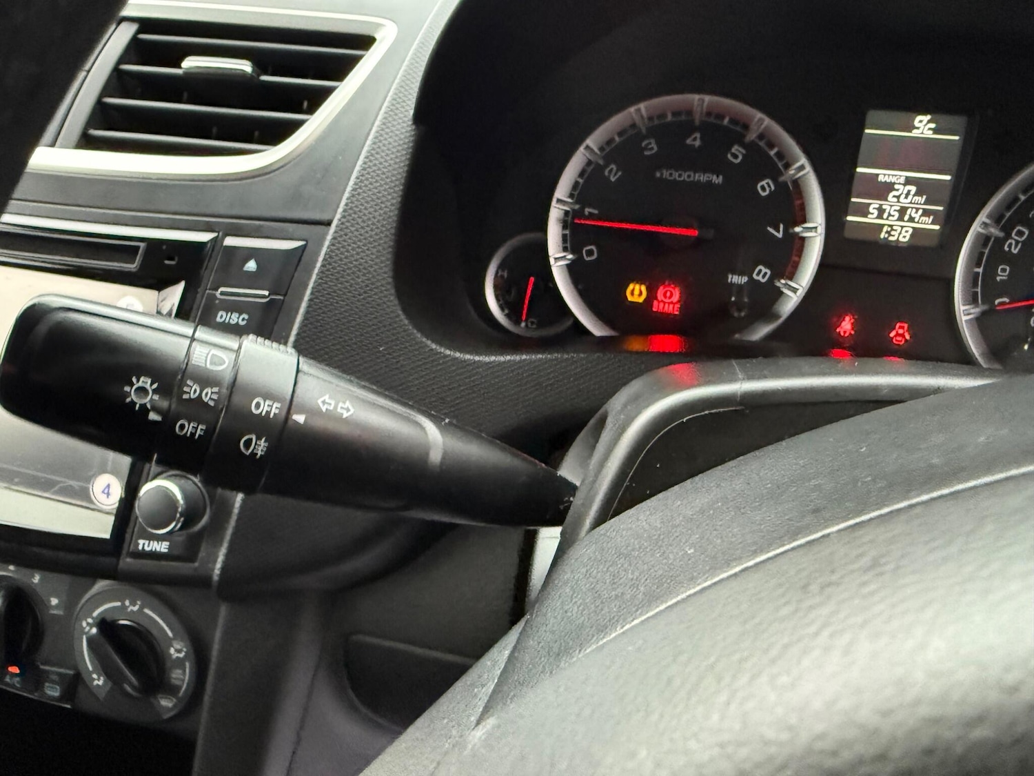 Used Suzuki Swift 2015 for sale - 76701613: Photo 22