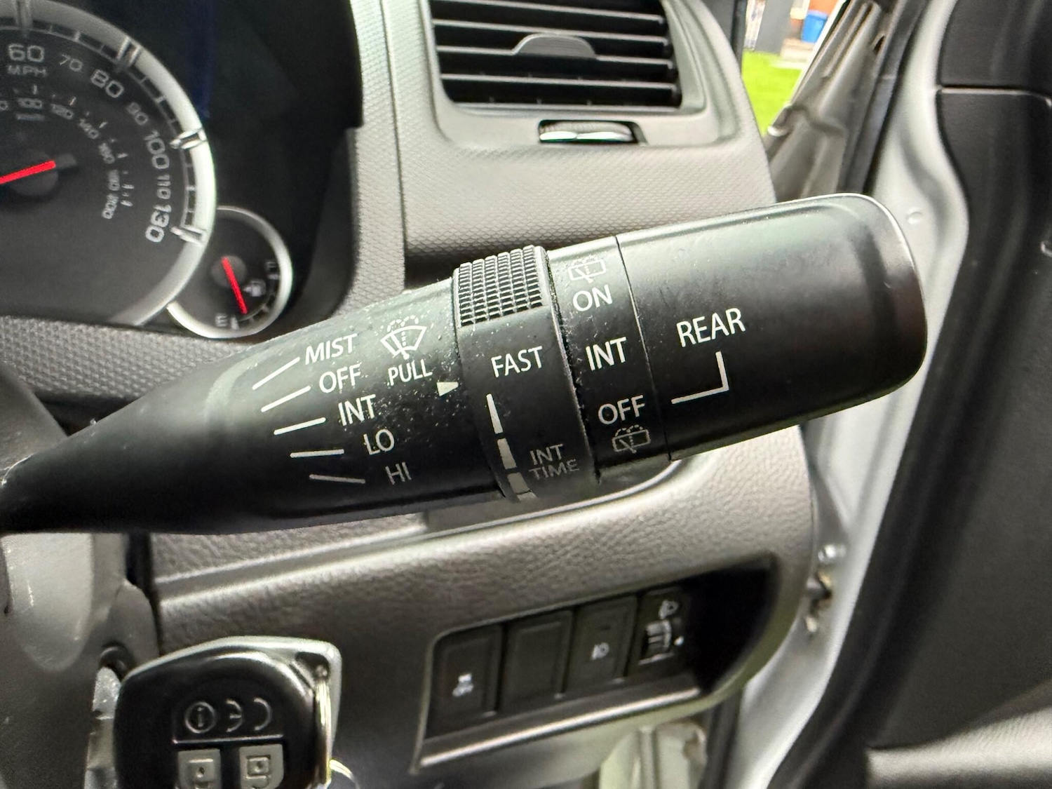 Used Suzuki Swift 2015 for sale - 76701613: Photo 23