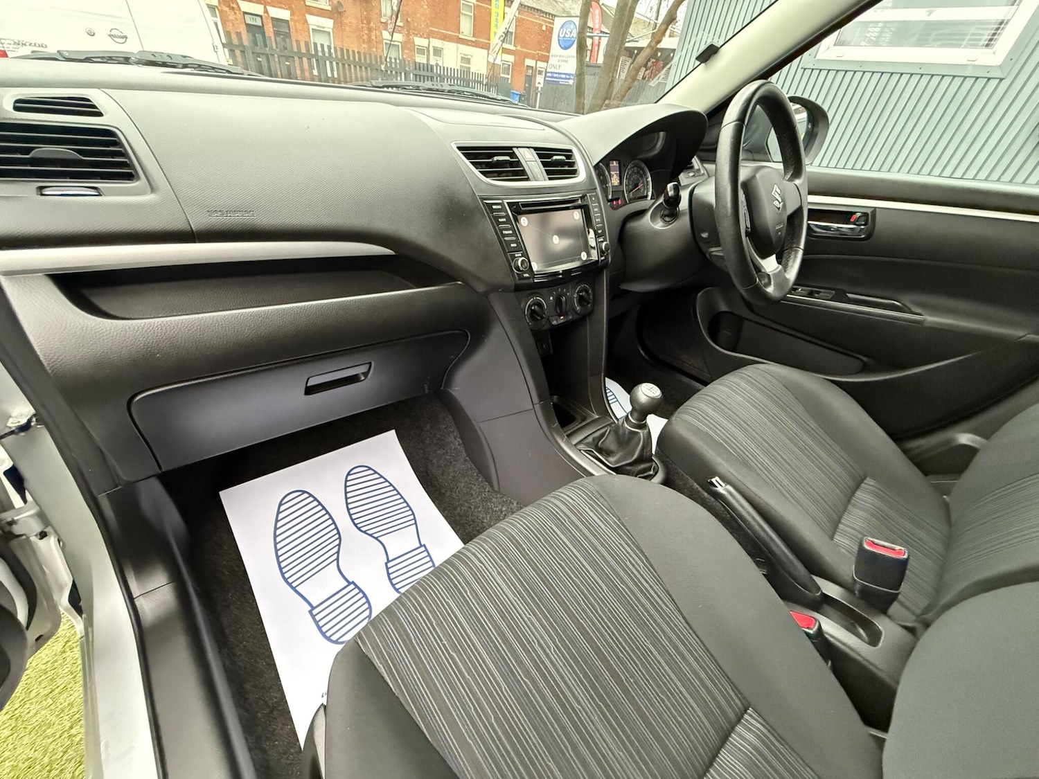 Used Suzuki Swift 2015 for sale - 76701613: Photo 30