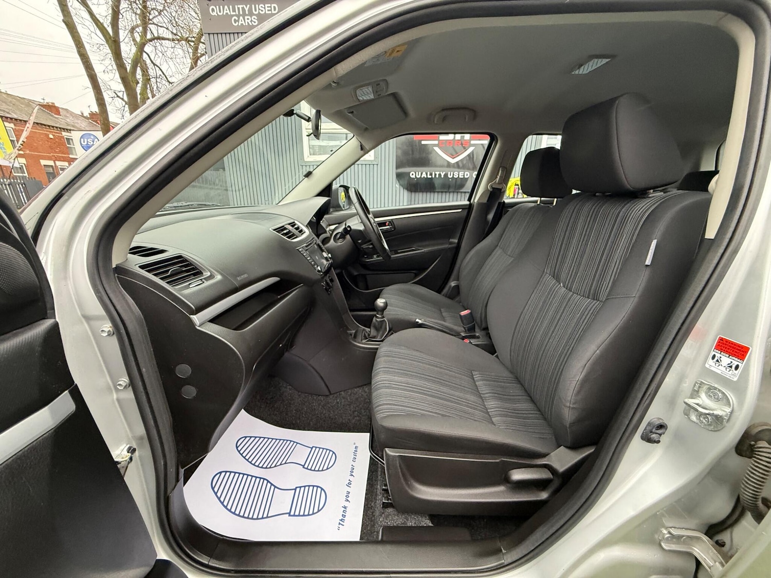 Used Suzuki Swift 2015 for sale - 76701613: Photo 32