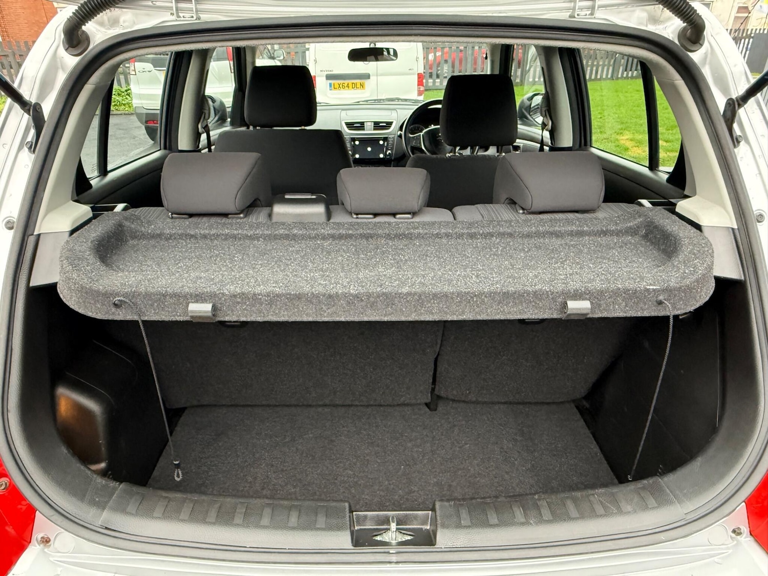 Used Suzuki Swift 2015 for sale - 76701613: Photo 41