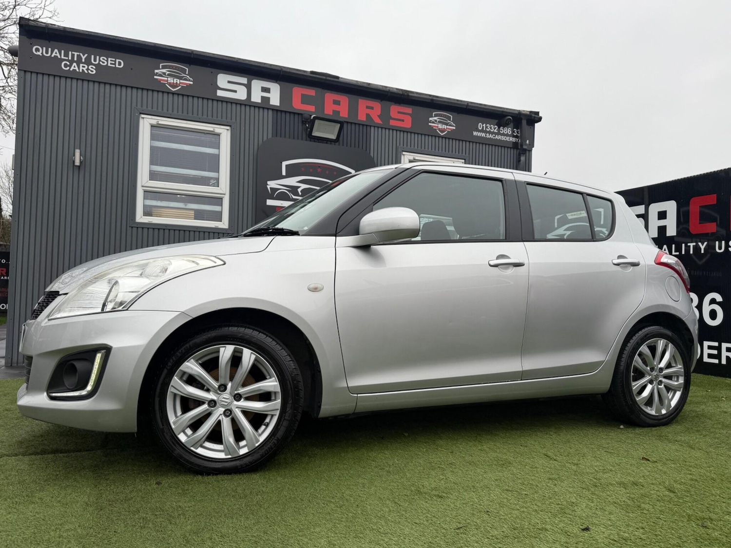 Used Suzuki Swift 2015 for sale - 76701613: Photo 8