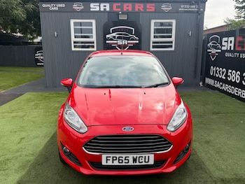 Used Ford Fiesta 2015 for sale - 79247915: Photo