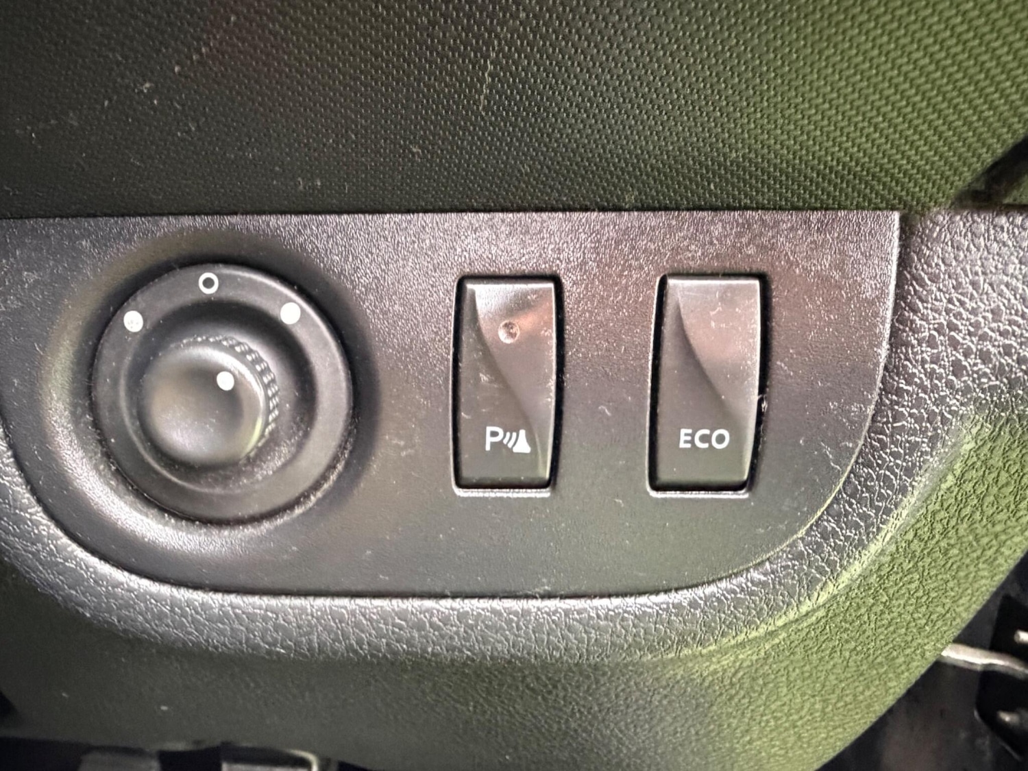 Used Dacia Sandero Stepway 2017 for sale - 77892118: Photo 23