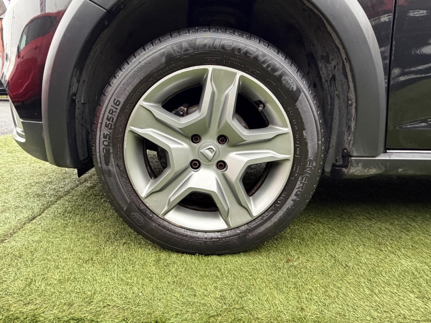 Used Dacia Sandero Stepway 2017 for sale - 77892118: Photo 43