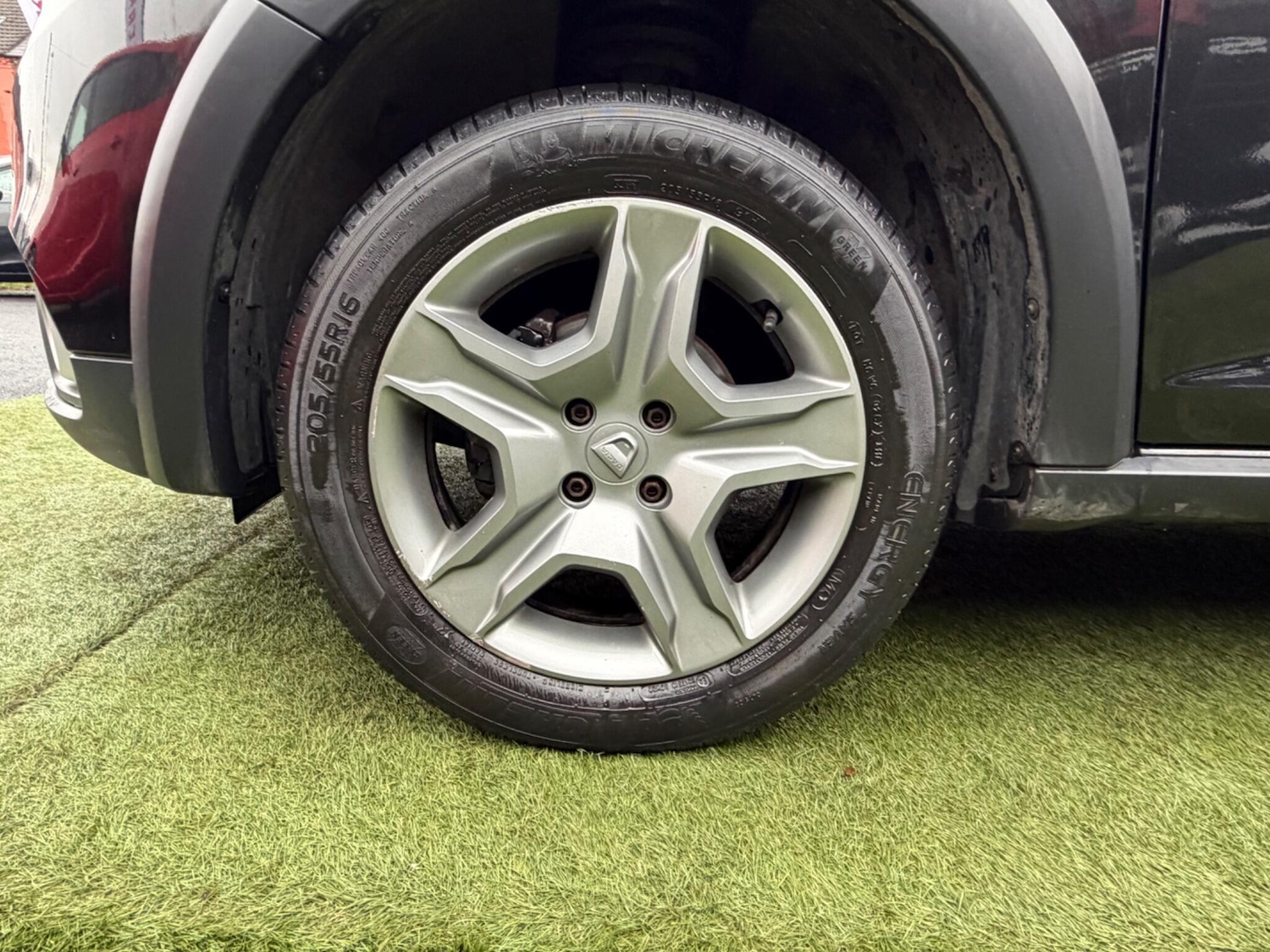 Used Dacia Sandero Stepway 2017 for sale - 77892118: Photo 44