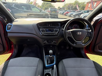 Used Hyundai i20 2016 for sale - 79247501: Photo
