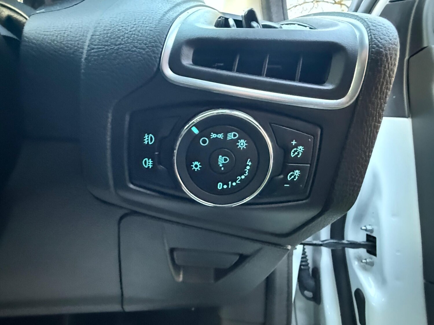 Used Ford Focus 2014 for sale - 76378093: Photo 47