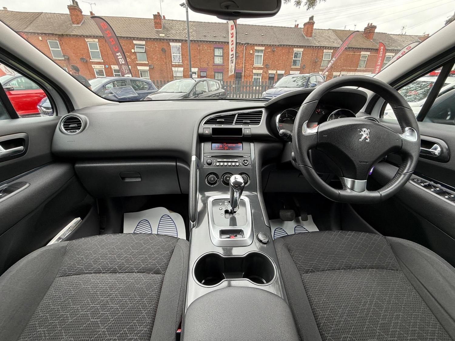 Used Peugeot 3008 2015 for sale - 76700634: Photo 2