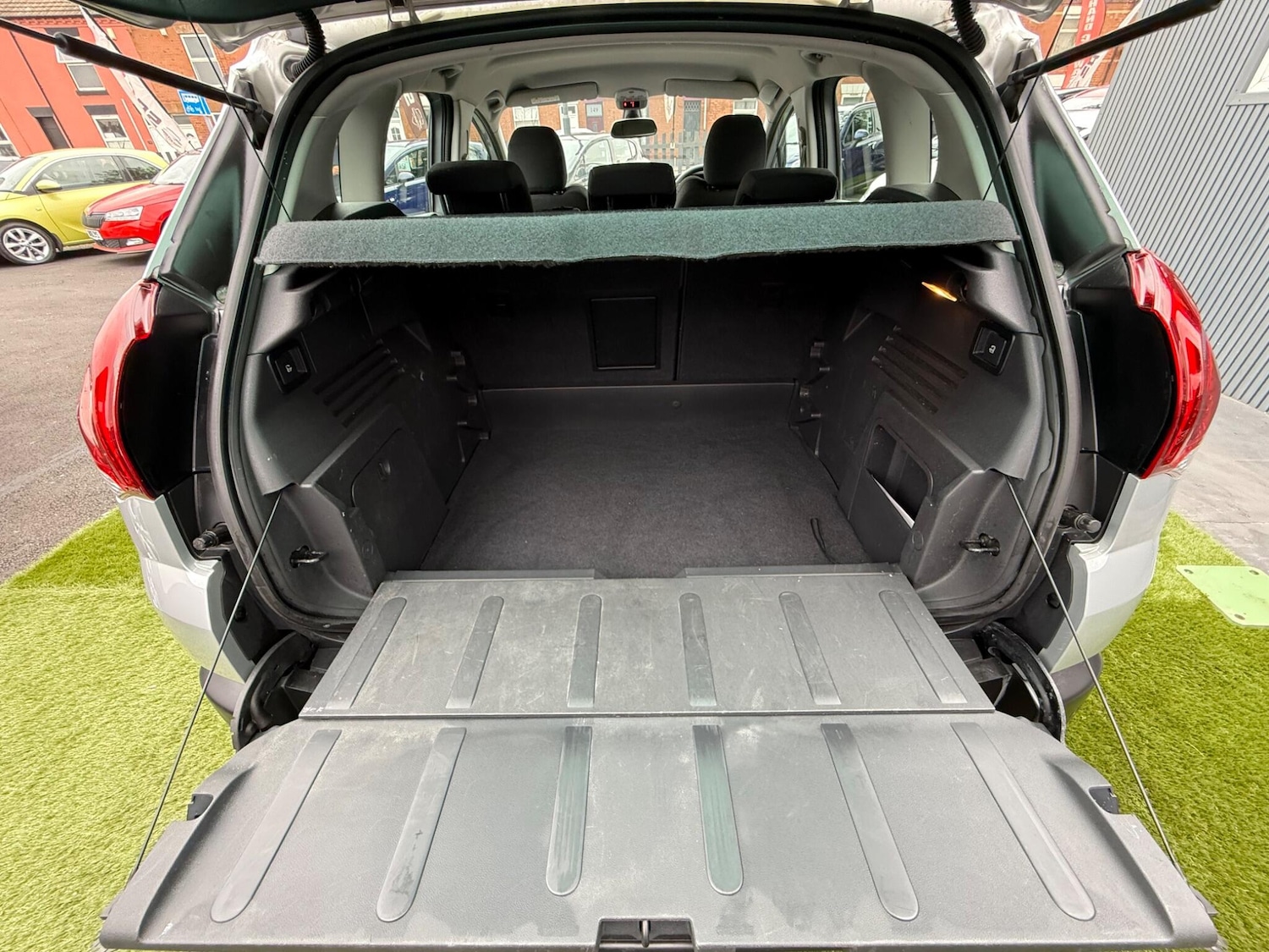 Used Peugeot 3008 2015 for sale - 76700634: Photo 42