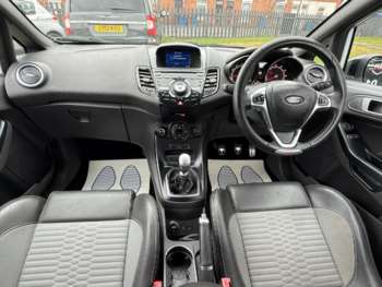 Used Ford Fiesta 2016 for sale - 74875832: Photo