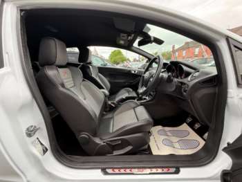 Used Ford Fiesta 2016 for sale - 74875832: Photo