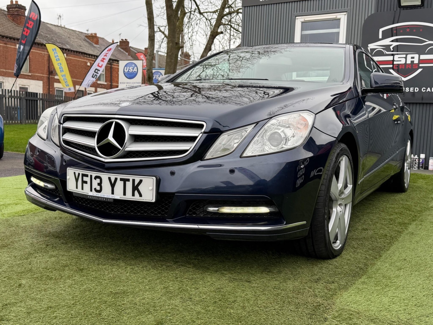 Used Mercedes-Benz E Class 2013 for sale - 77710377: Photo 10