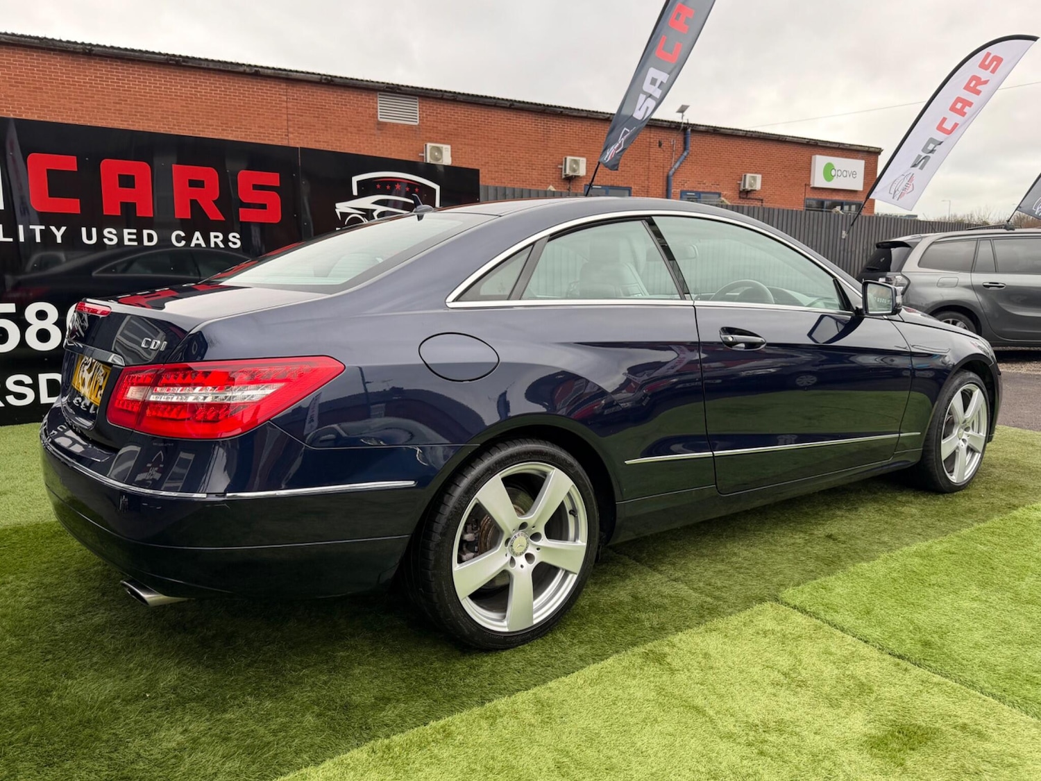 Used Mercedes-Benz E Class 2013 for sale - 77710377: Photo 18