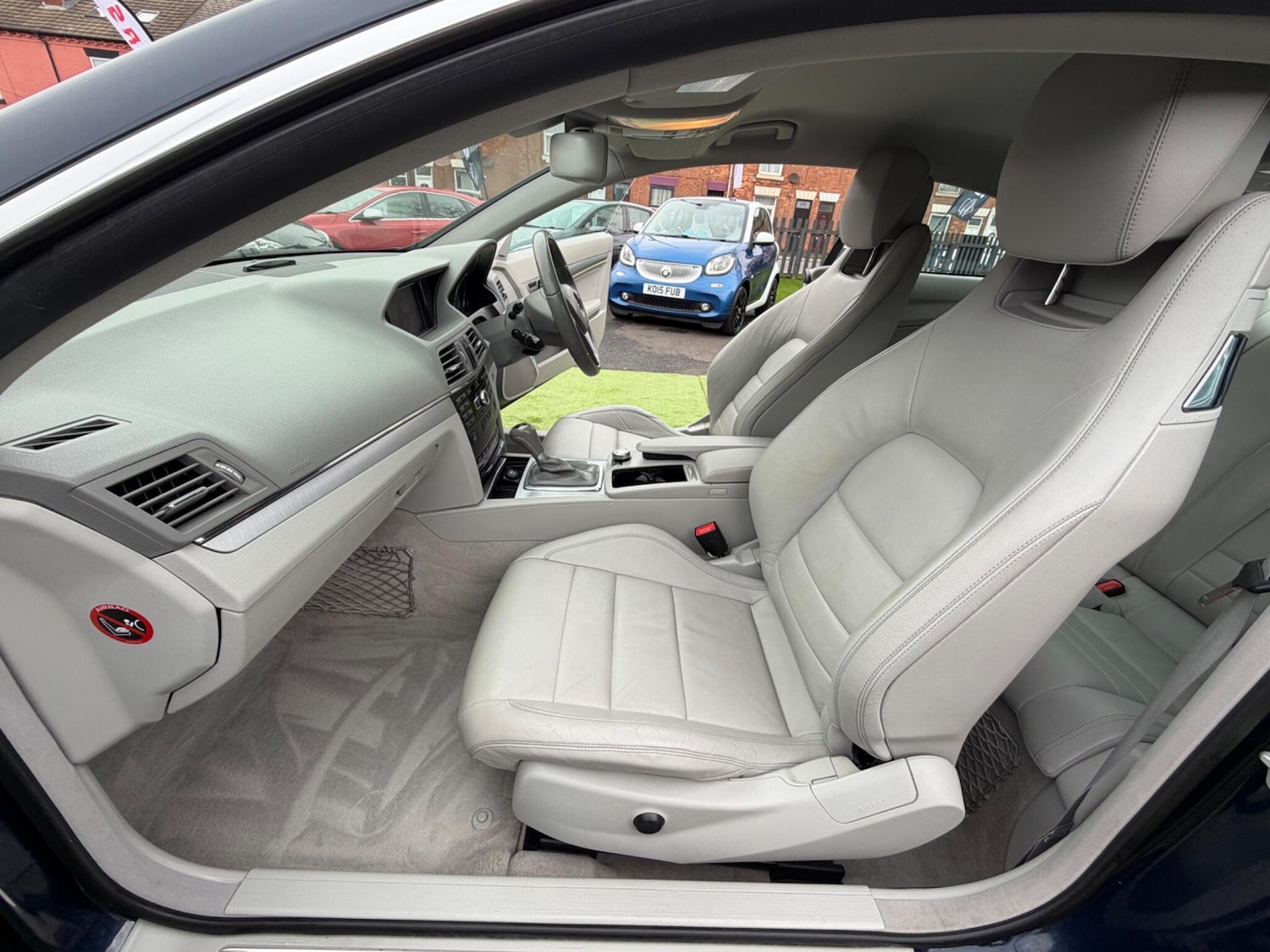 Used Mercedes-Benz E Class 2013 for sale - 77710377: Photo 34