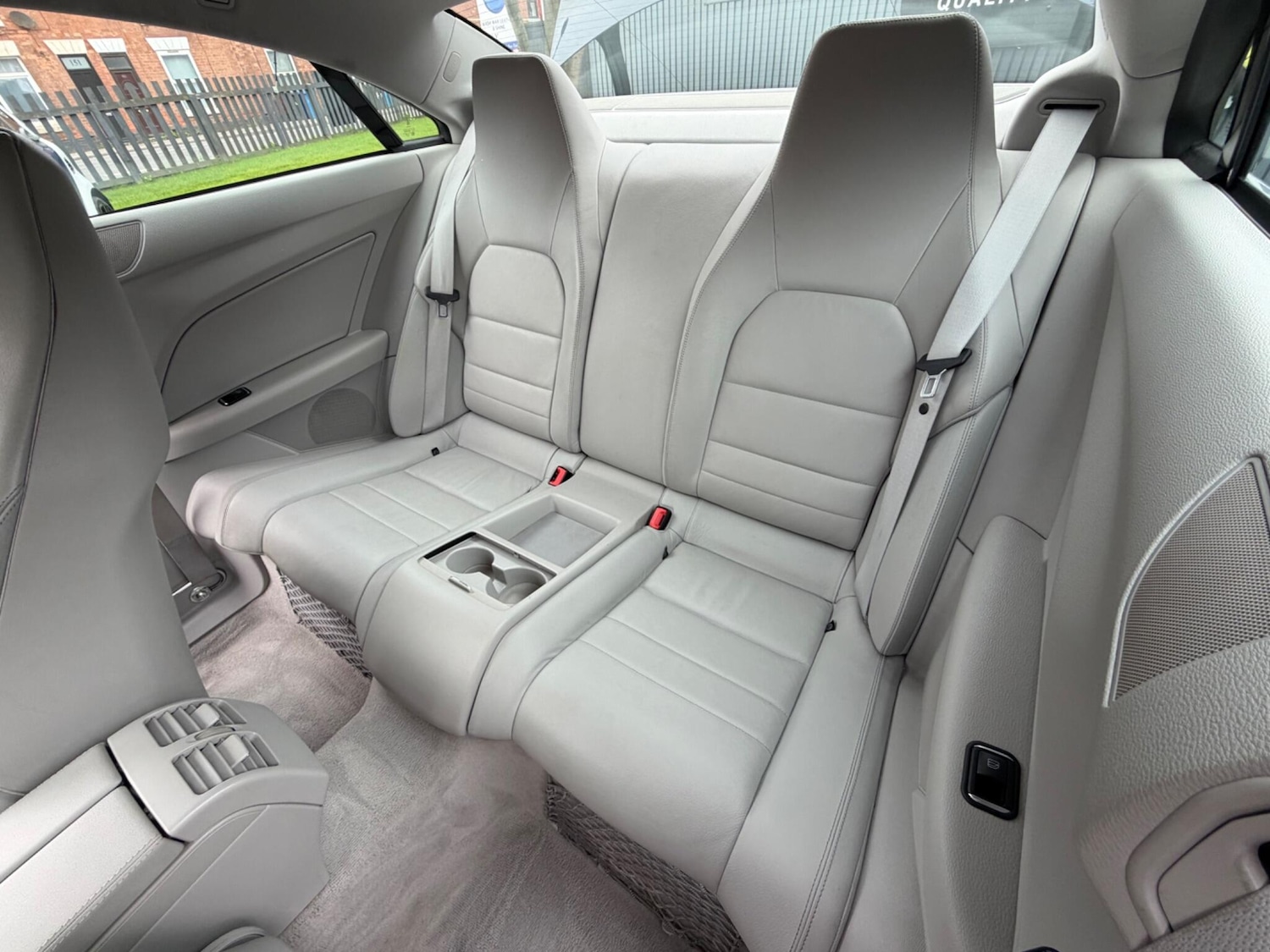 Used Mercedes-Benz E Class 2013 for sale - 77710377: Photo 37