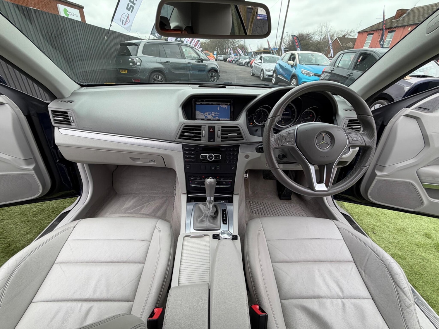 Used Mercedes-Benz E Class 2013 for sale - 77710377: Photo 38