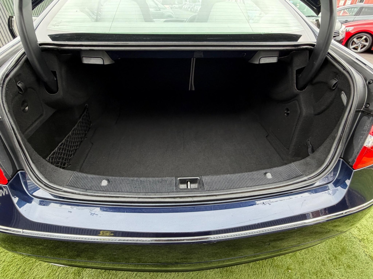 Used Mercedes-Benz E Class 2013 for sale - 77710377: Photo 44