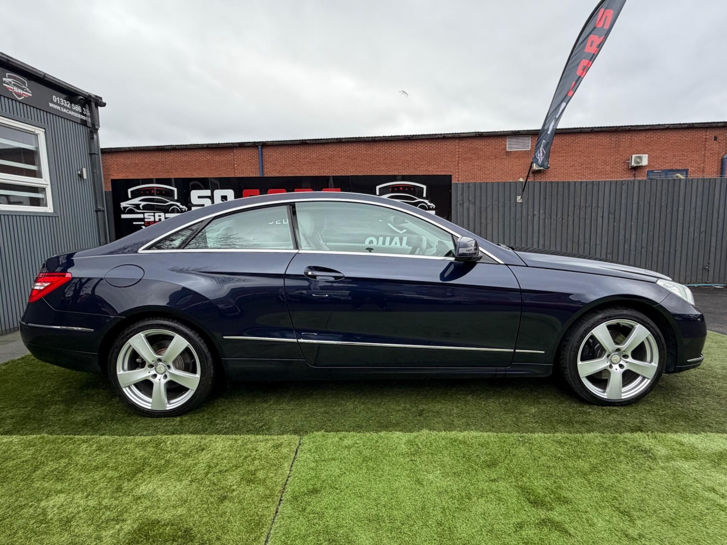 Used Mercedes-Benz E Class 2013 for sale - 77710377: Photo 7