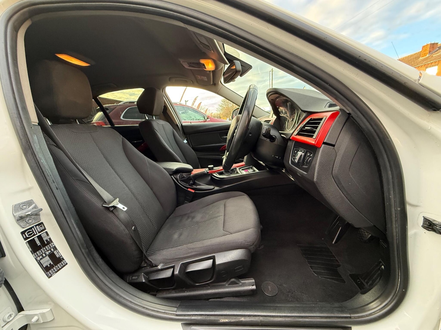 Used BMW 3 Series 2014 for sale - 77097729: Photo 39