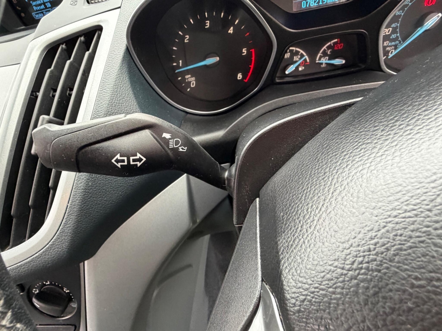 Used Ford C-Max 2013 for sale - 77646459: Photo 24