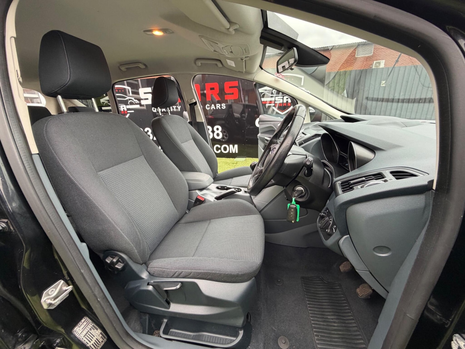 Used Ford C-Max 2013 for sale - 77646459: Photo 28